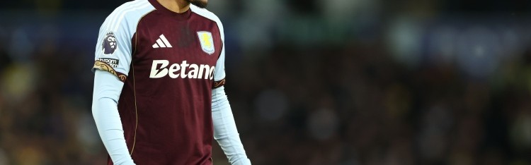 AG体育-图片报：桑乔在维拉的热身赛中意外受伤，可能影响他加盟多特